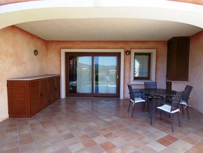 Appartement Classique, 3 chambres | Balcon