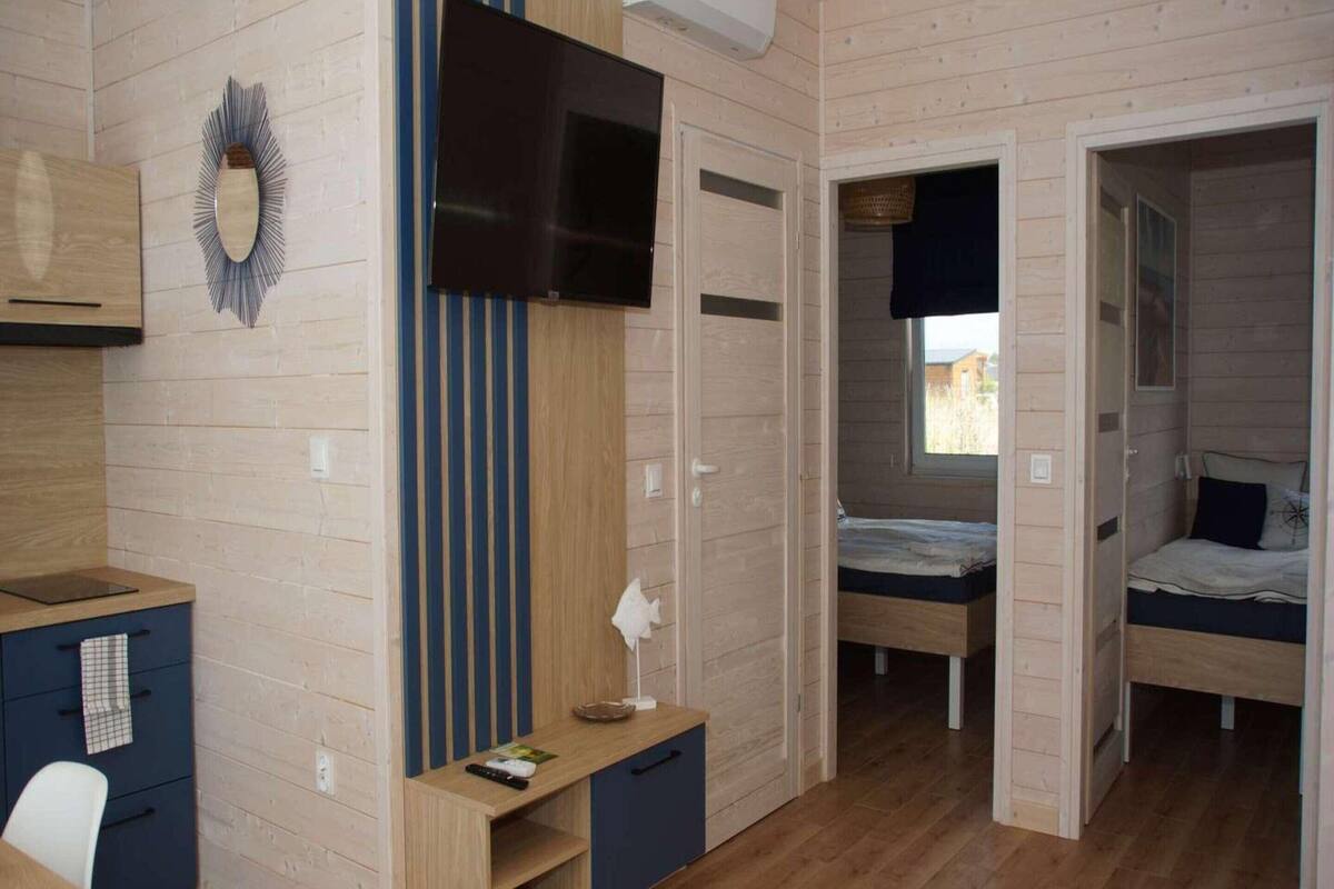 6 habitaciones, muebles diferentes y ropa de cama
