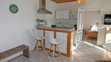 Comfort-Apartment, 1 Schlafzimmer | Eigene Küche | Kühlschrank, Mikrowelle, Ofen, Geschirrspüler