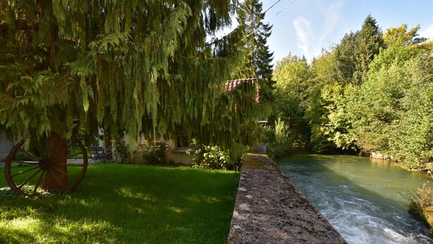 Garden - Cozy Chalet in Ponchel With Pond (Vitz-sur-Authie)