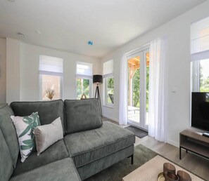 Living room - Amazing Holiday Home With Terrace (Simonshaven)