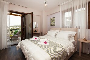 9 chambres, ameublement personnalisé