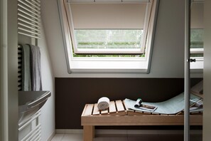 Maison Classique, 2 chambres | Salle de bain