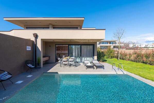 Deluxe Villa, 3 Bedrooms | Pool | Indoor pool, outdoor pool