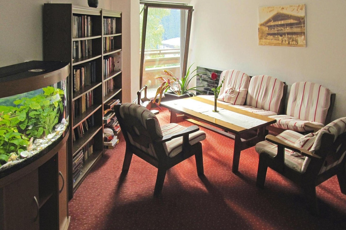 Classic Apartment, 1 Bedroom | Ruang tamu