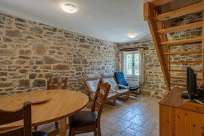 Classic House, 3 Bedrooms | Tempat makan