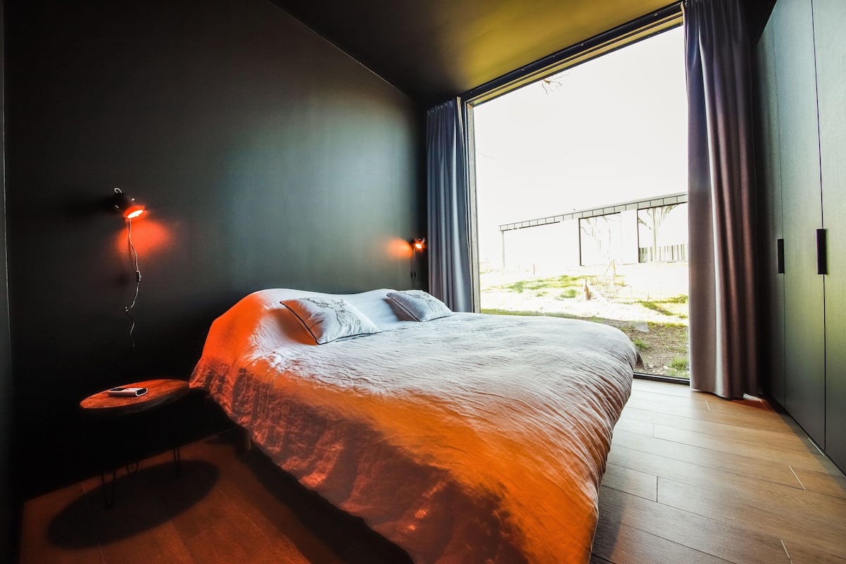 Classic House, 3 Bedrooms | 6 bedrooms, individually furnished, iron/ironing board, bed sheets