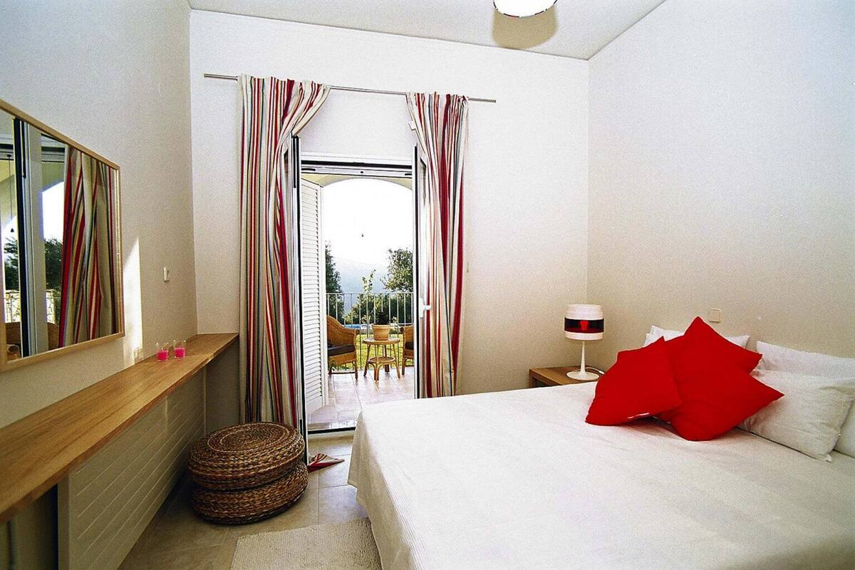 Villa Confort, 3 chambres | 6 chambres, ameublement personnalisé, fer et planche à repasser