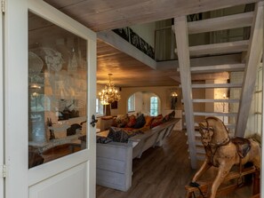 Comfort House, 5 Bedrooms | Living room - Charming Beach Villa With Thatched Roof (Biggekerke)