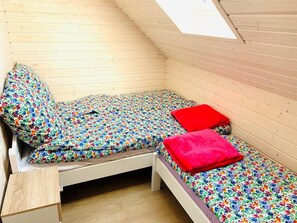 Comfort House, 3 Bedrooms | 10 bedrooms, individually furnished, bed sheets - Holiday House With Terrace, Sarbinowo (Mielno)