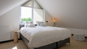 Unclassified image, 3 of 140, button - Spacious 4-person Bungalow Near the Frisian Lakes (Sondel)