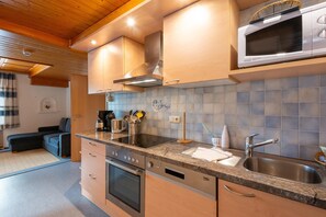 Classic Apartment, 2 Bedrooms | Private kitchen | Fridge, microwave, oven, dishwasher