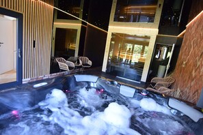 Comfort House, 2 Bedrooms | Spa treatment