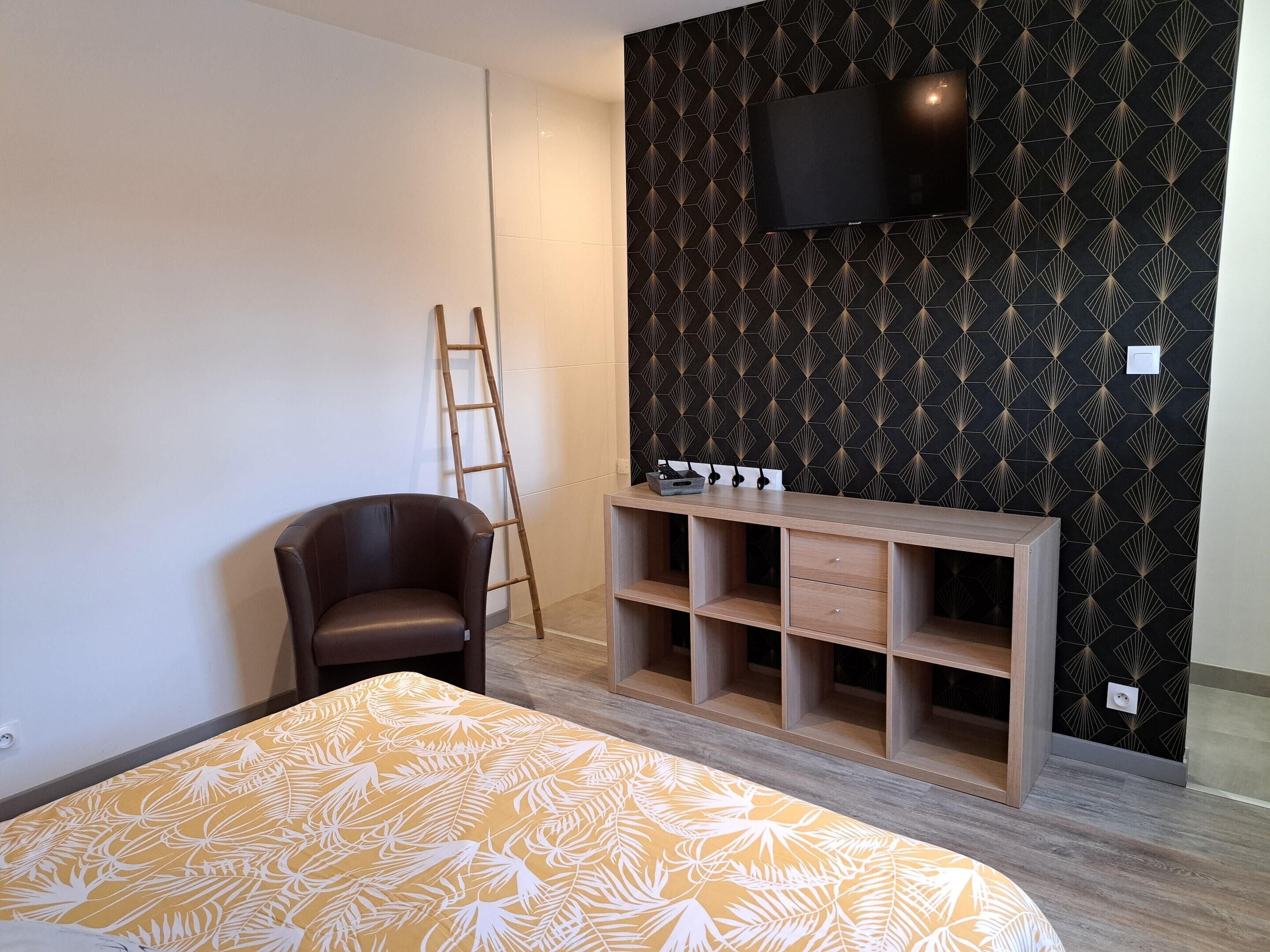 Classic House, 2 Bedrooms | 6 bedrooms, individually furnished, bed sheets