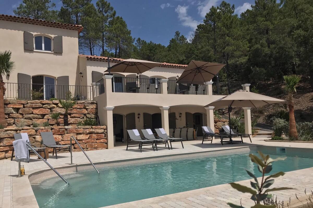Comfort House, Multiple Bedrooms | Pool | Indoor pool, outdoor pool