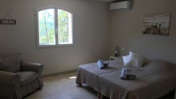 11 bedrooms, individually furnished