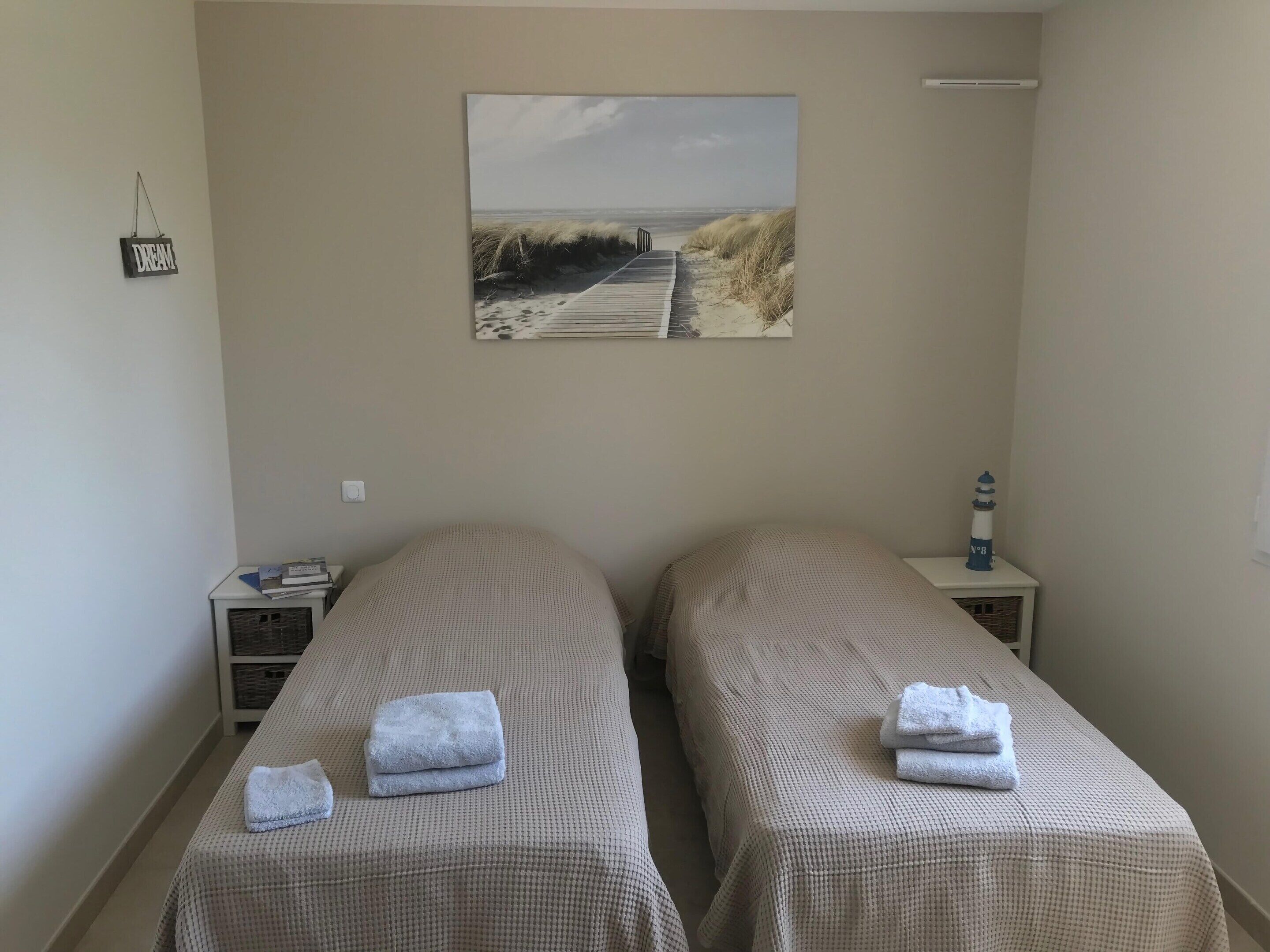 Classic House, Multiple Bedrooms | 11 bedrooms, individually furnished