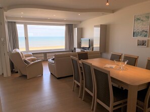 Căn hộ phong cách cổ điển, 3 phòng ngủ | Nội thất