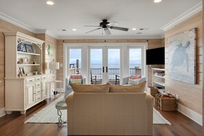 Smart TV, tenis de mesa y libros