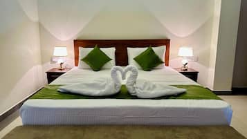 9 slaapkamers, een bureau, wifi, beddengoed