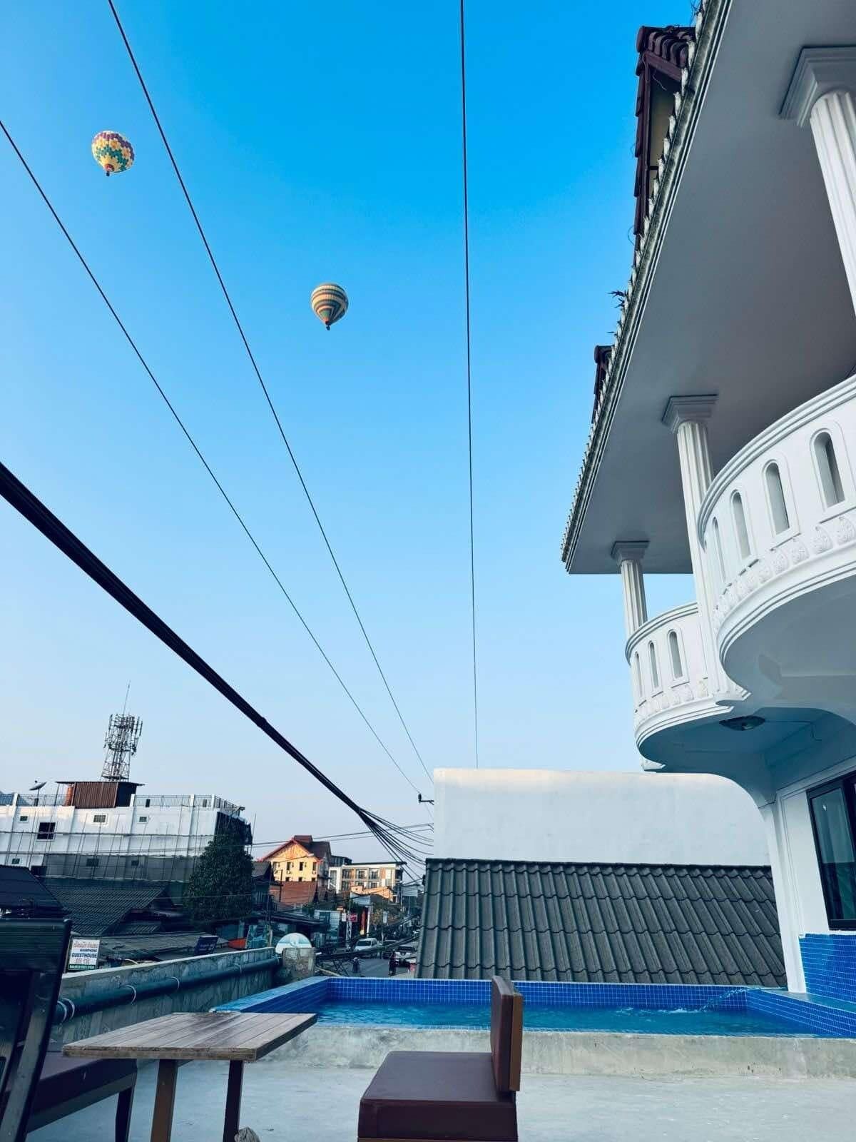 Mặt tiền nơi lưu trú