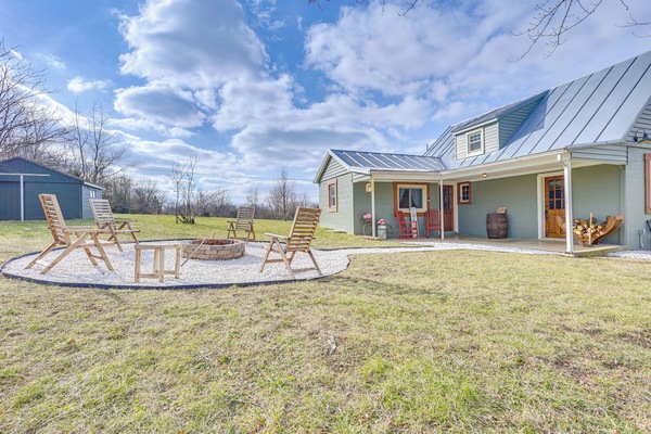 New Market Vacation Rental | 3BR | 1BA | 1,250 Sq Ft | Step-Free Access