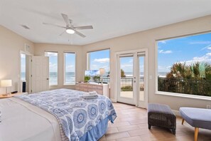 6 bedrooms, desk, iron/ironing board, travel cot