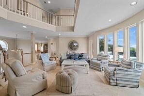 Smart TV, fireplace, offices