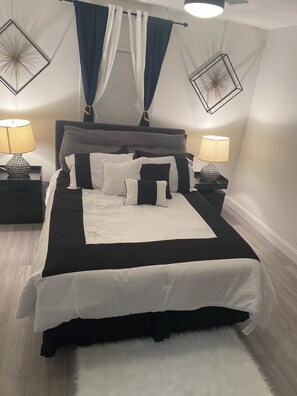 2 chambres, fer et planche à repasser, draps fournis