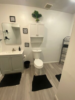 Håndklæder, Sæbe, Toiletpapir