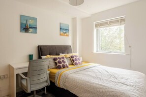 2 Schlafzimmer, Bügeleisen/Bügelbrett, kostenloses WLAN, Bettwäsche