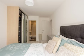 2 Schlafzimmer, Bügeleisen/Bügelbrett, kostenloses WLAN, Bettwäsche