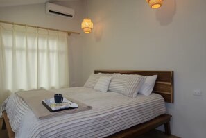 2 間睡房、房內夾萬、免費 Wi-Fi、床單