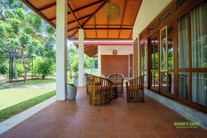 Habitación cuádruple familiar, vista al lago | Servicio a la habitación