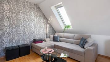 Fernseher, Stereoanlage