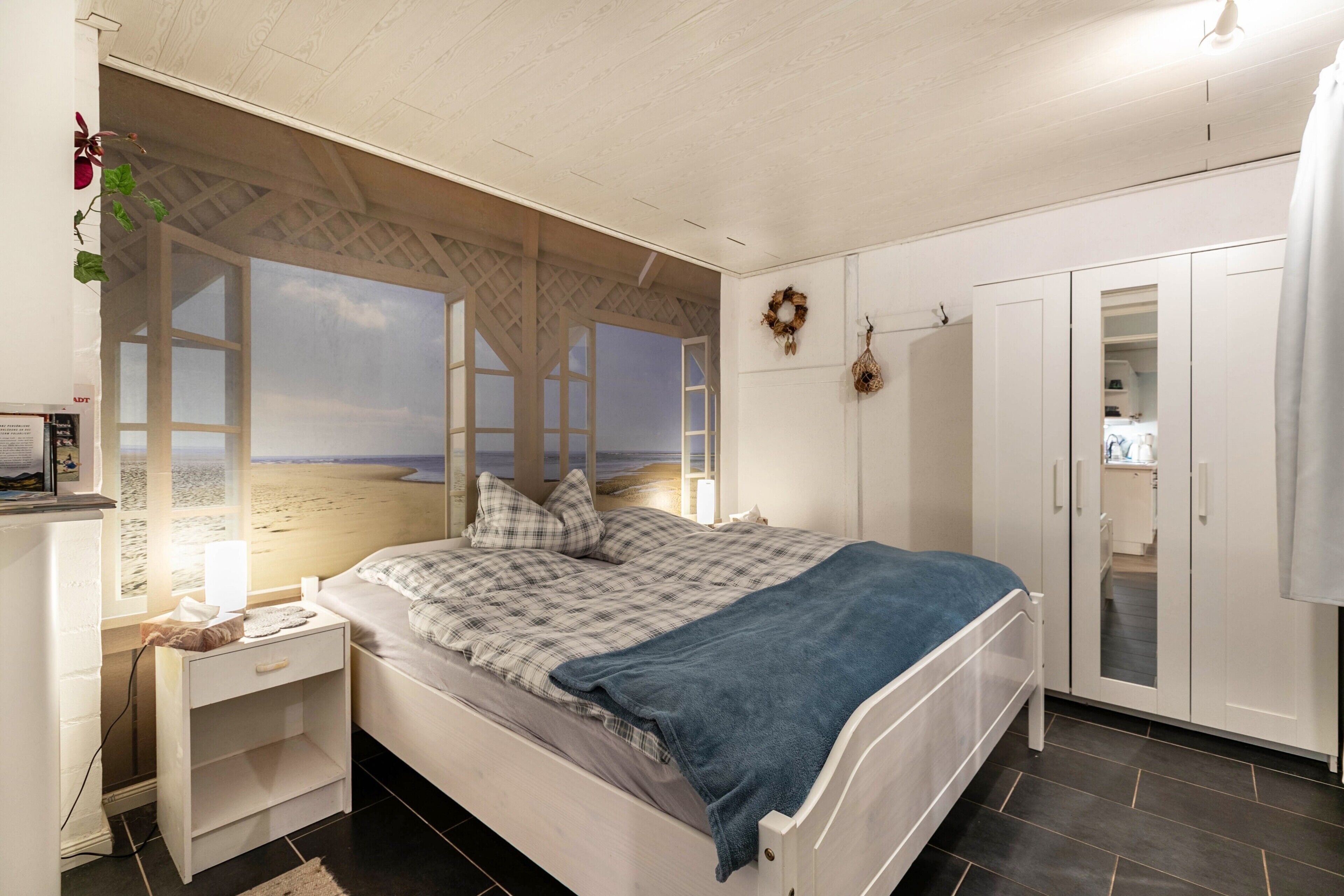 1 bedroom, iron/ironing board, free WiFi