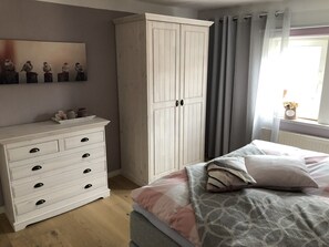 2 bedrooms, free WiFi, bed sheets