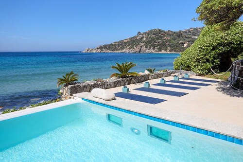 Villa in Torre Delle Stelle mit 10 Schlafzimmern 23 Schlafplätzen