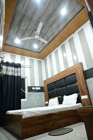 Free WiFi - Hotel Jeevan Sathi By GRB (Faizabad)