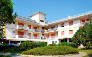 Exterior - Large apartment for seven guests in Lido del Sole (Bibione)