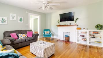 Tv, böcker och printers