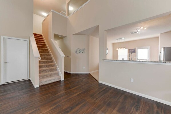 Interior - Modern Home Right Next to Tesla (Austin)