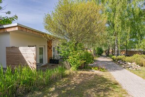 Exterior - Cozy apartment with terrace - close to nature & the beach (Benz)