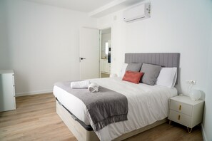 3 Schlafzimmer, Bügeleisen/Bügelbrett, WLAN, Bettwäsche