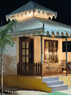 Chambre Double Confort, patio