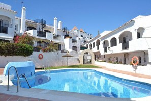 Udendørs pool
