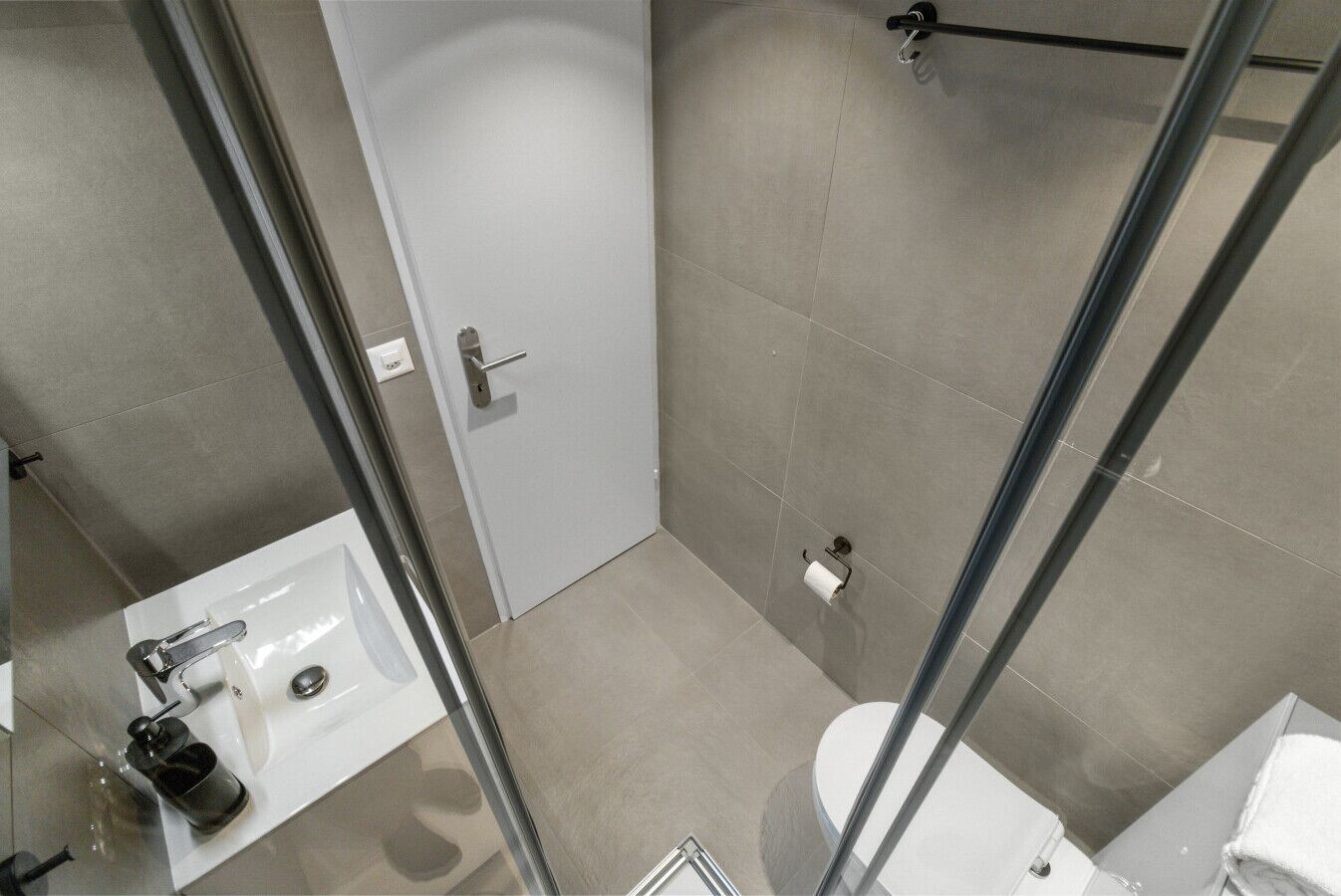 Haartrockner, Handtücher