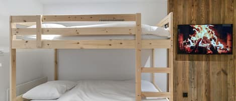 1 bedroom, iron/ironing board, free WiFi, bed sheets