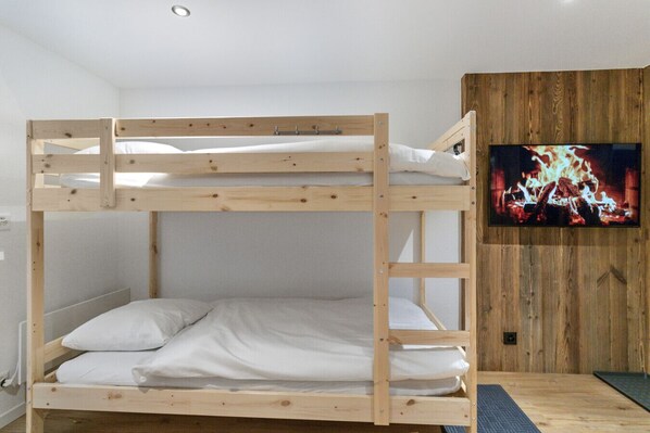 1 Schlafzimmer, Bügeleisen/Bügelbrett, kostenloses WLAN, Bettwäsche