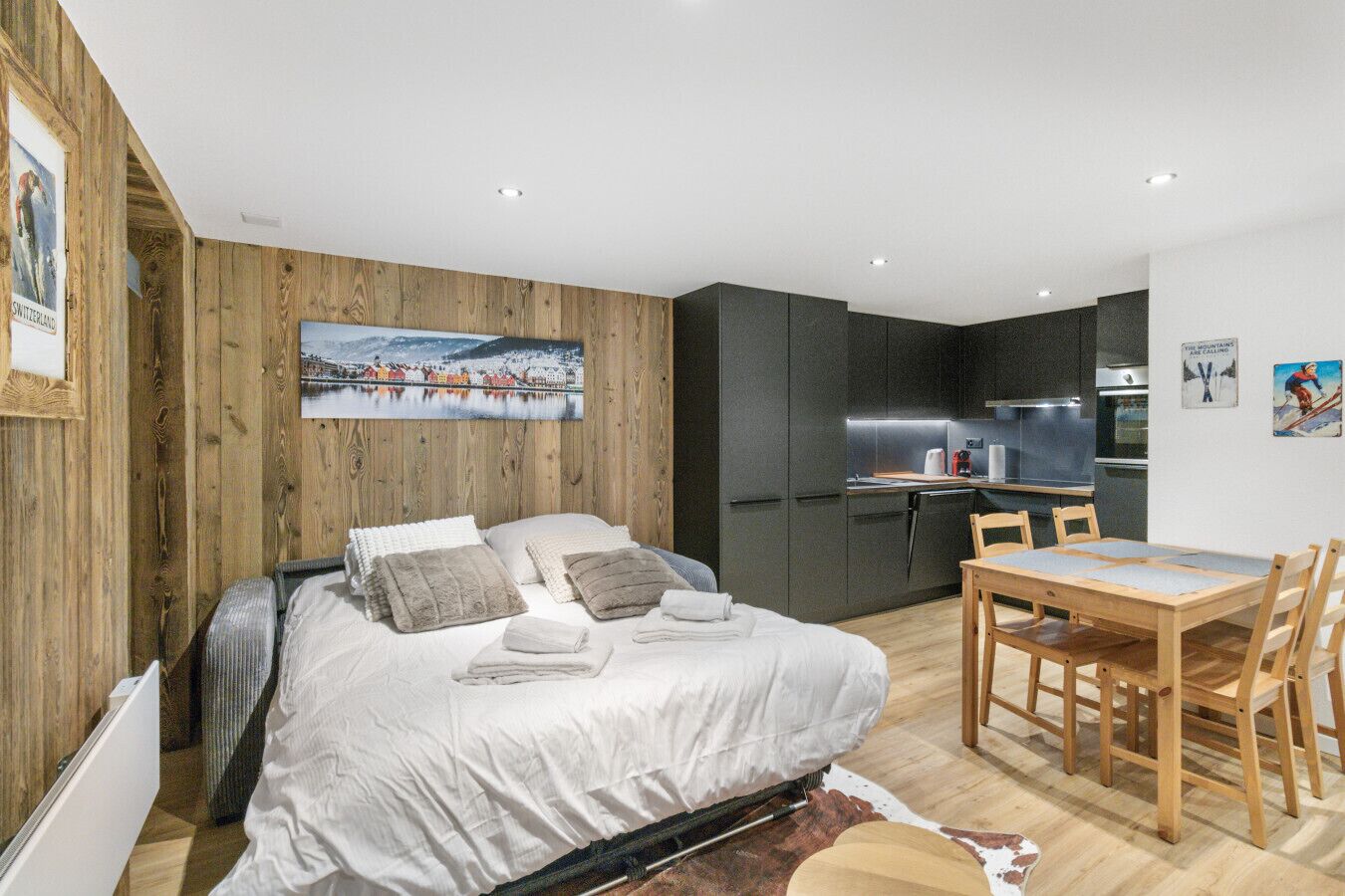 Bügeleisen/Bügelbrett, kostenloses WLAN, Bettwäsche